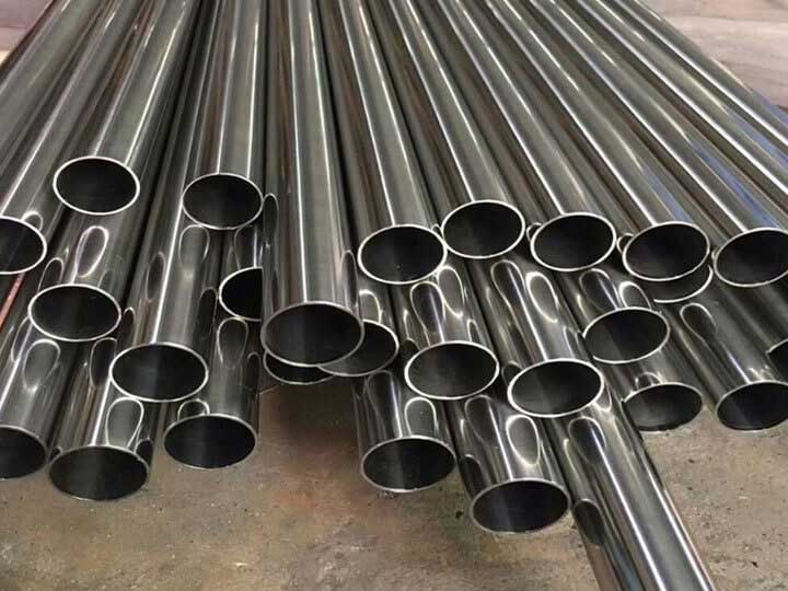 Stainless Steel 304L Pipes Manufacturer