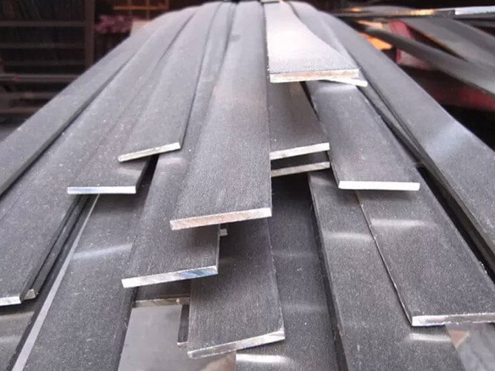 Duplex Steel UNS S32205 Round Bars Supplier in Mumbai India